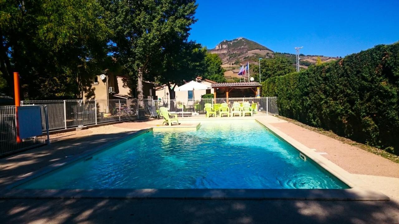 Camping Larribal Millau Buitenkant foto